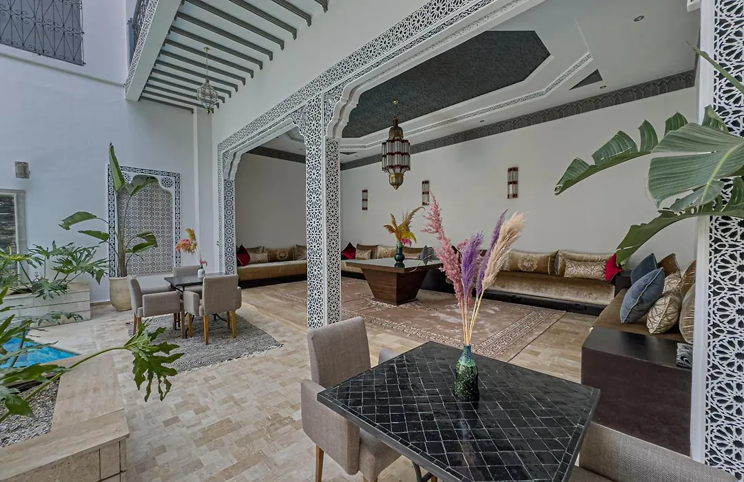 Riad Tonaroz Gold-1