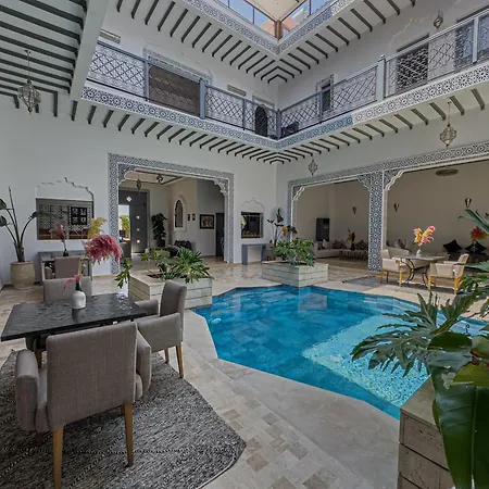 Riad Tonaroz Gold-3